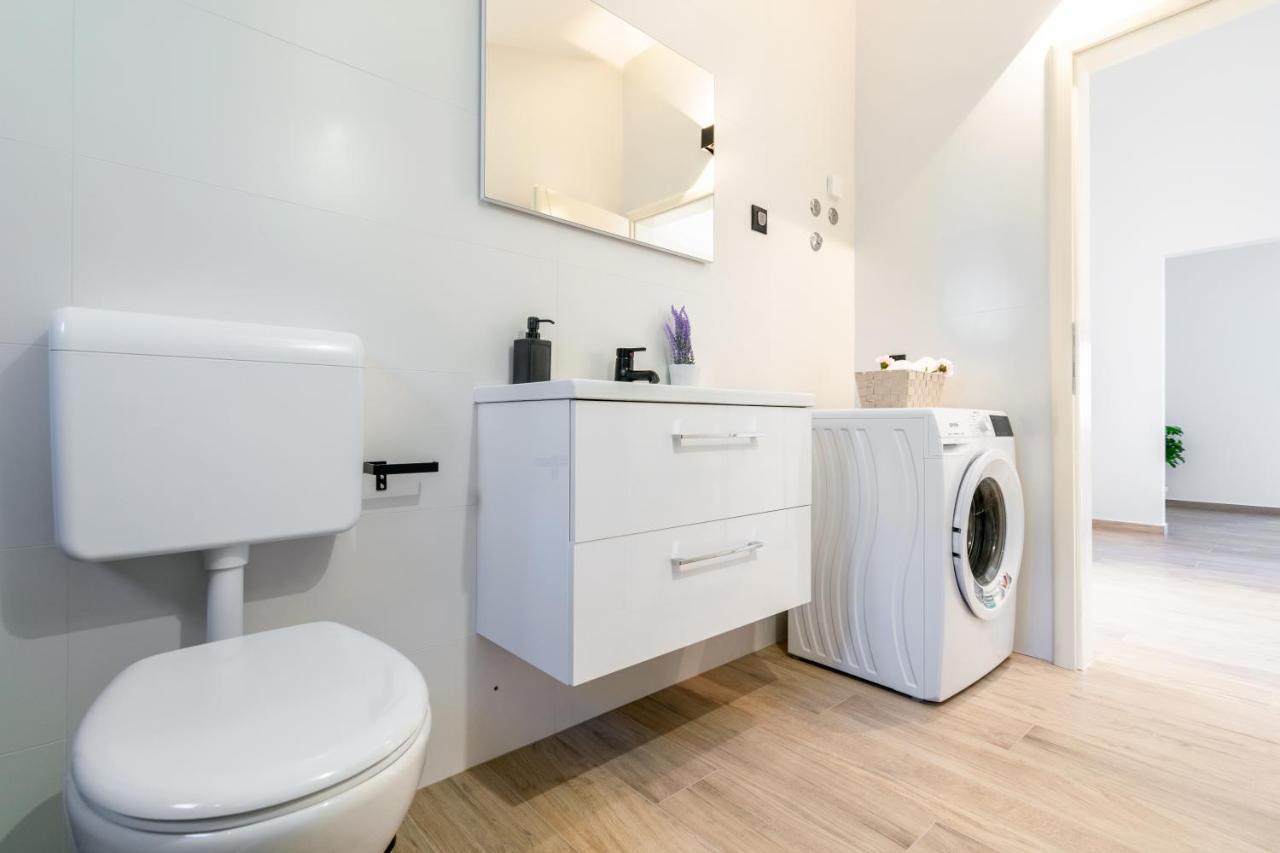 Penthouse Nensi * Baska Voda